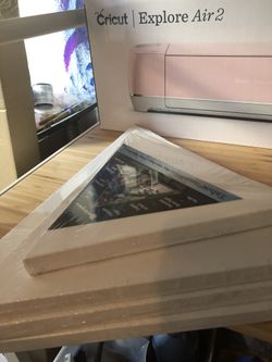 Stretched Canvas Triangular