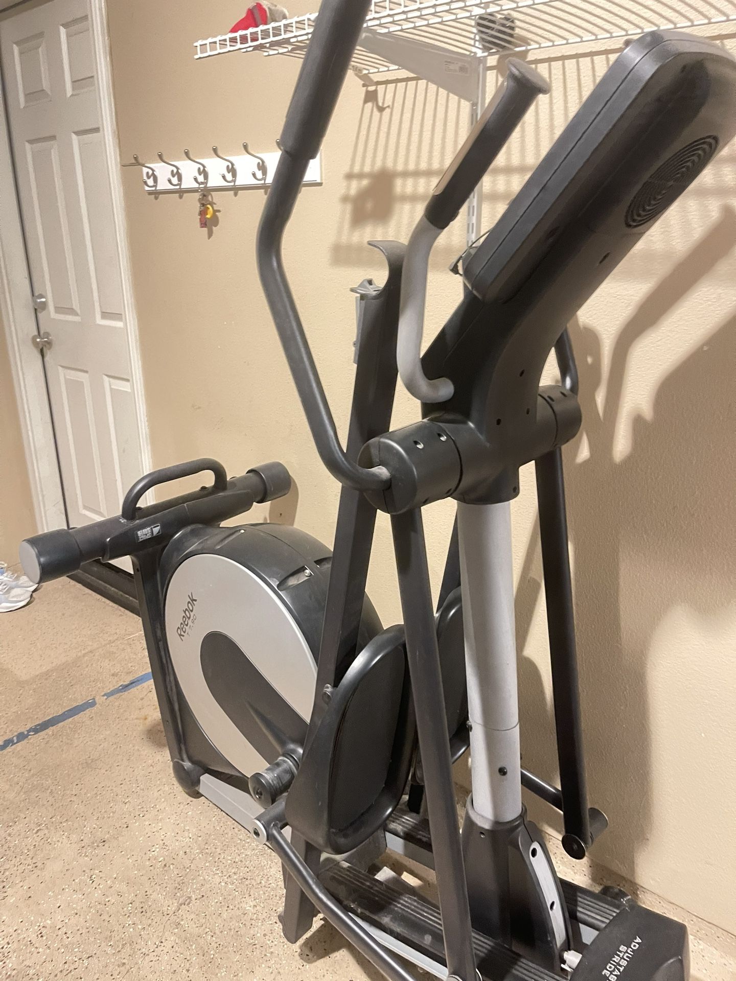 Rebbok Adjustable Stride