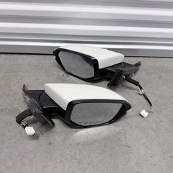 2016-2017-2018-2019-2020-2021 Honda Civic Mirror W Camera  OEM