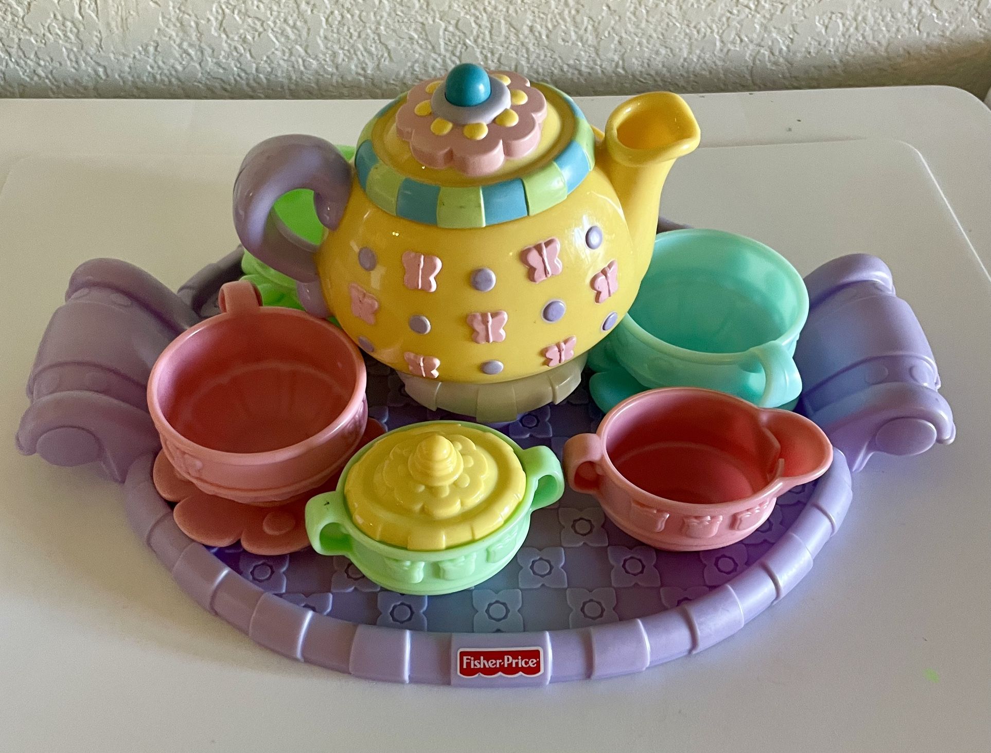 Toy Tea Set. Murrieta 92563