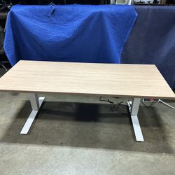 Haworth Standing Desk 72x30! We Have Many Sizes Available! We Also Have Ergonomic Chairs And Monitor Arms Available! 