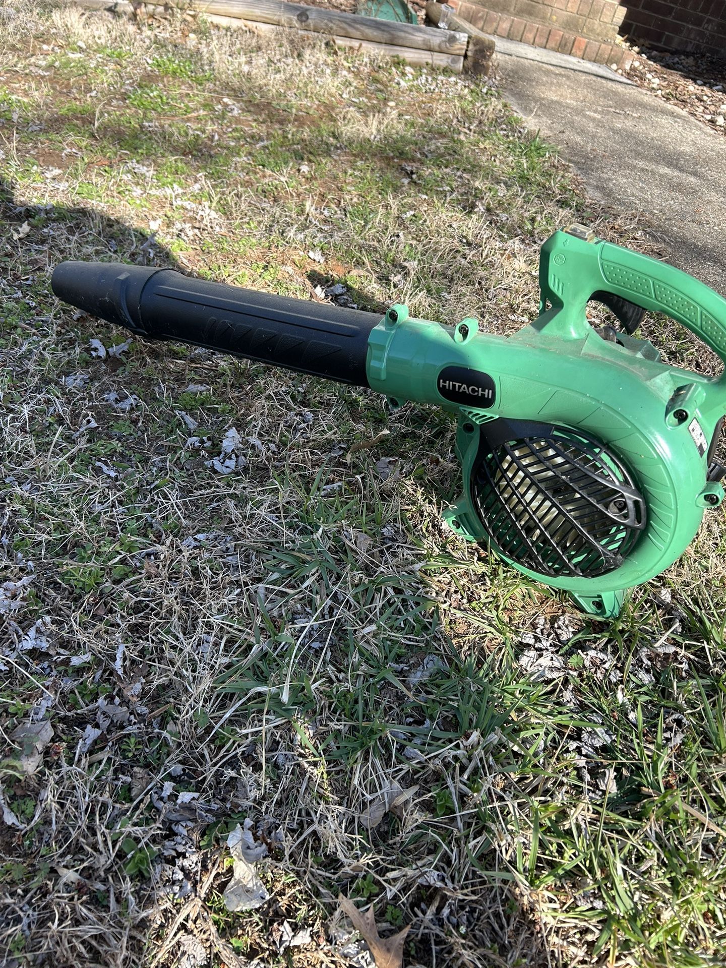 Hitachi RB 24EAP Leaf Blower
