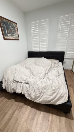 modern black faux-leather platform bed king size + mattress king size Memory foam