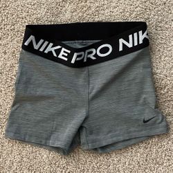 Nike pro shorts (grey)