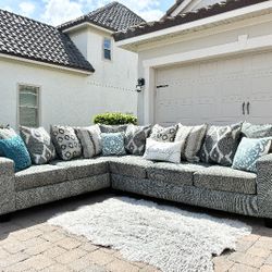 Family Size L Shaped Sectional Sofa 