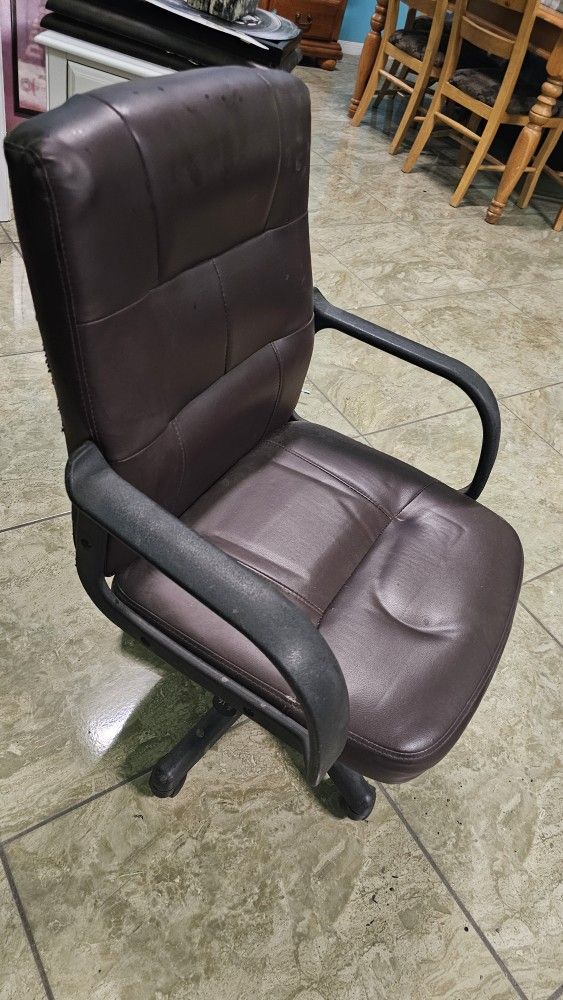 Leather Office Chair 