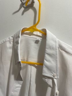 Women shirts size S ( please follow my page all brand new )