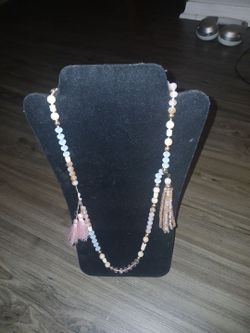 Beautiful glass l bead necklace