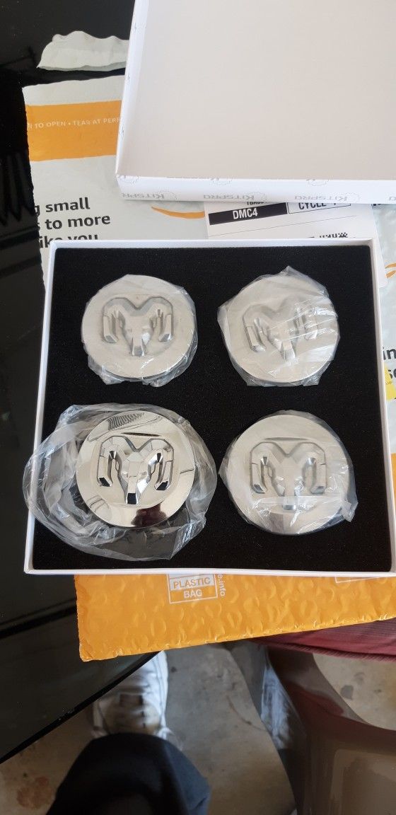 2.5" Inch Dodge Ram Center caps 