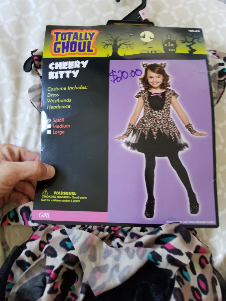 Brand new girl's Halloween costume "cheery kitty"