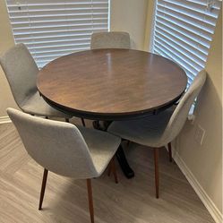 Kitchen Table And Chairs 