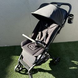 New Bellini Juno Compact Everyday & Travel Stroller / Compact Stroller 