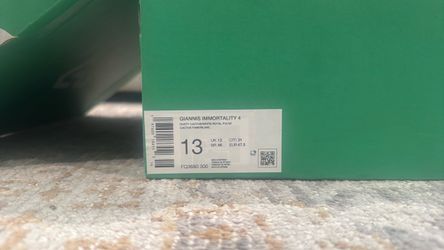 Giannis Immortality 4  Dusty Cactus/White-Royal Pulse Cactus fane/Blanc
