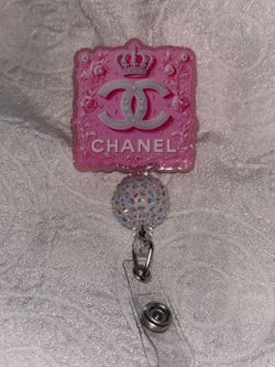 Designer badge reel