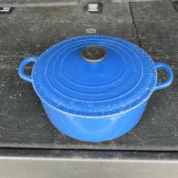 Le Creuset Pot