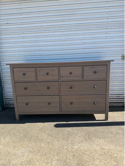 IKEA dresser 8 drawers