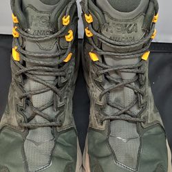 Hoka One Anacapa mid Gore-Tex Green Sneakers  Men's Size 10.5D