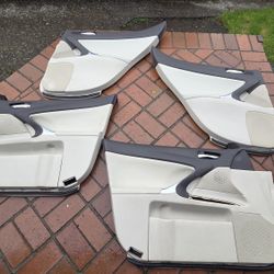 Lexus 2IS IS250/350/F Non Sticky Door Panels 