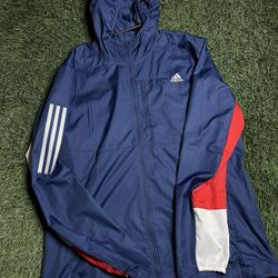 ADIDAS WIND BREAKER SIZE XL 