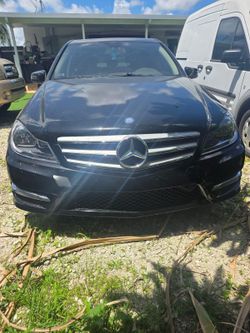 Mercedes Benz C(contact info removed)