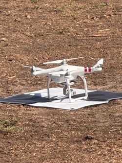 (2ND OWNER) SELLING DJI PHANTOM 3 STANDARD