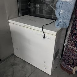 Insignia Deep Freezer