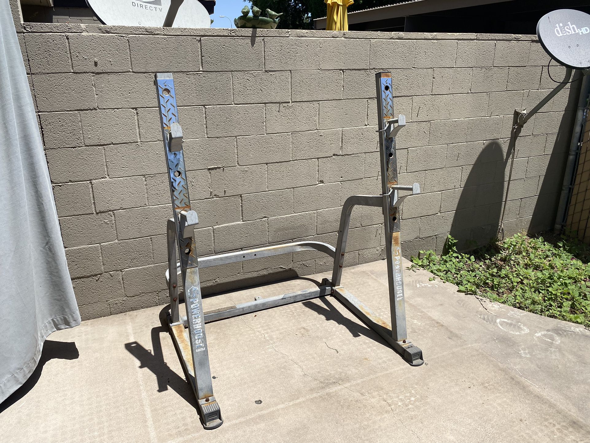 POWERHOUSE Squat Rack , Nautilus, TSA-5820 For Home Gym Lifting And Bench Press. Also Can Be Used For Lat Pull-downs
