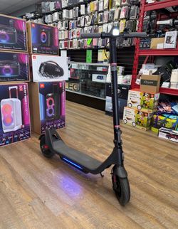 Phantom go go scooter