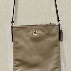 Taupe Leather Vintage Coach Brand Bag
