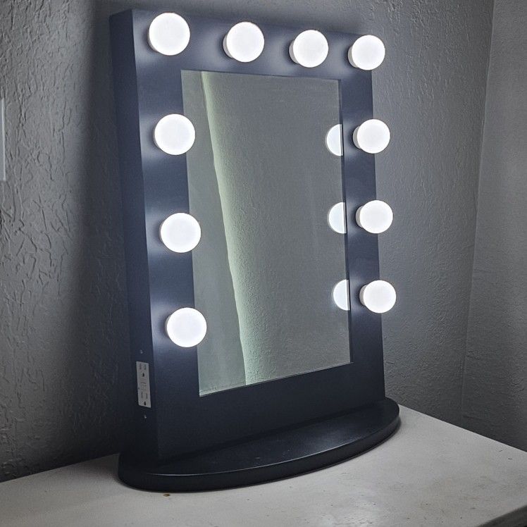 Vanity Mirror With Lights