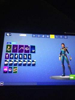 165 skins 83 pick axes and 30 gliders 800 wins level 76 tier 100