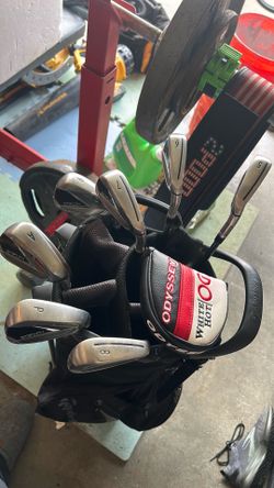 Taylormade stealth clubs and bag