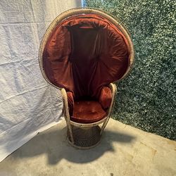 NEED GONE!! Vintage Peacock Chair 