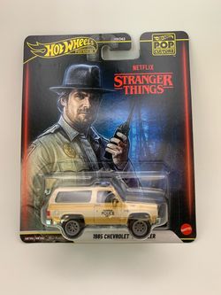 Hot Wheels Premium Stranger Things 1985 Chevrolet K5 Blazer