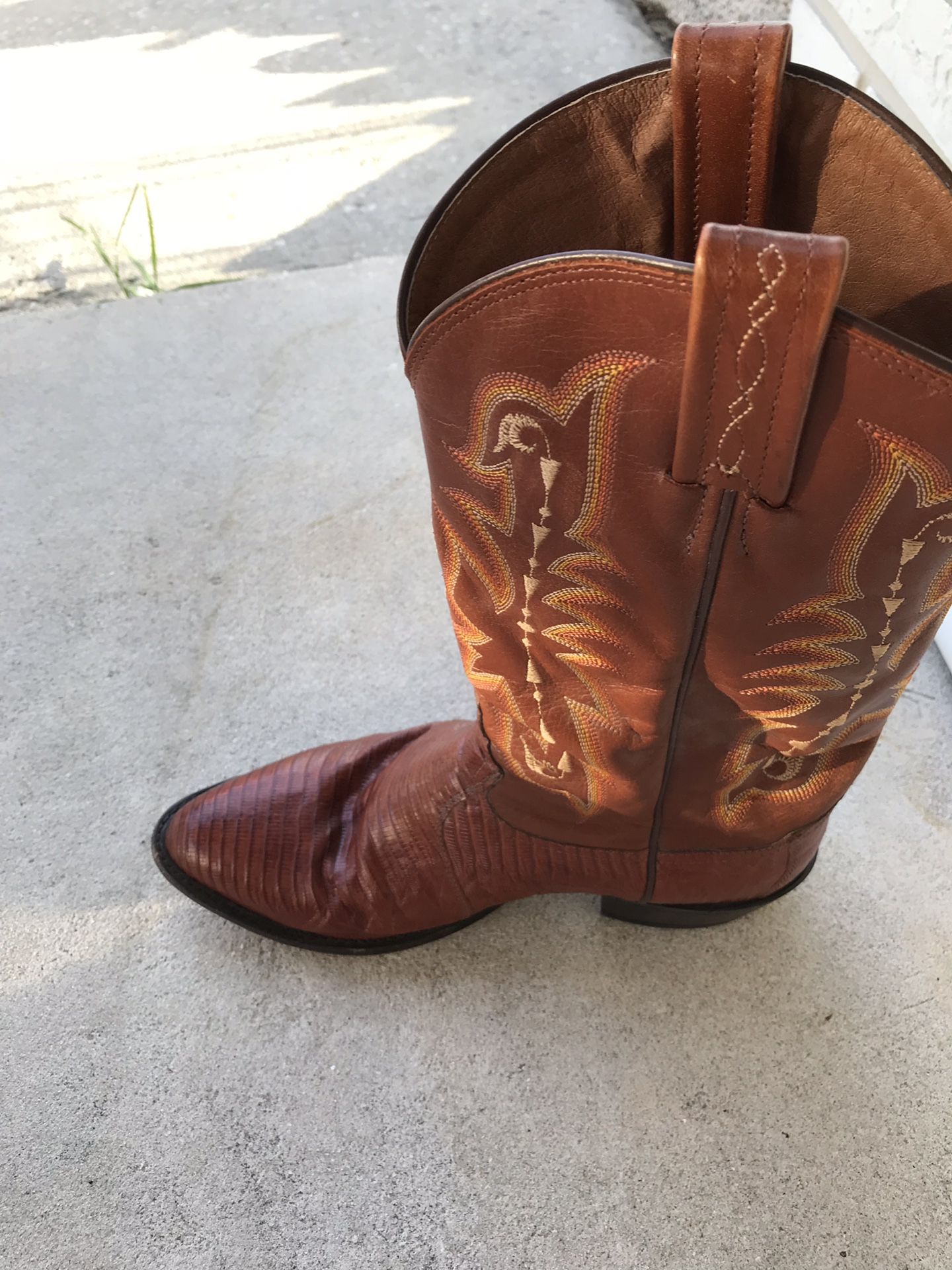 Tony Lama cowboy boots