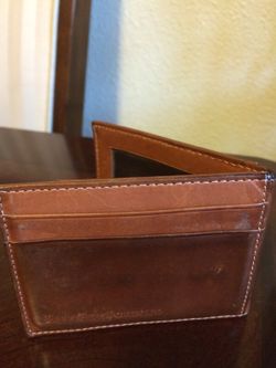 Perry Ellis Portfolio Wallet Italian Leather