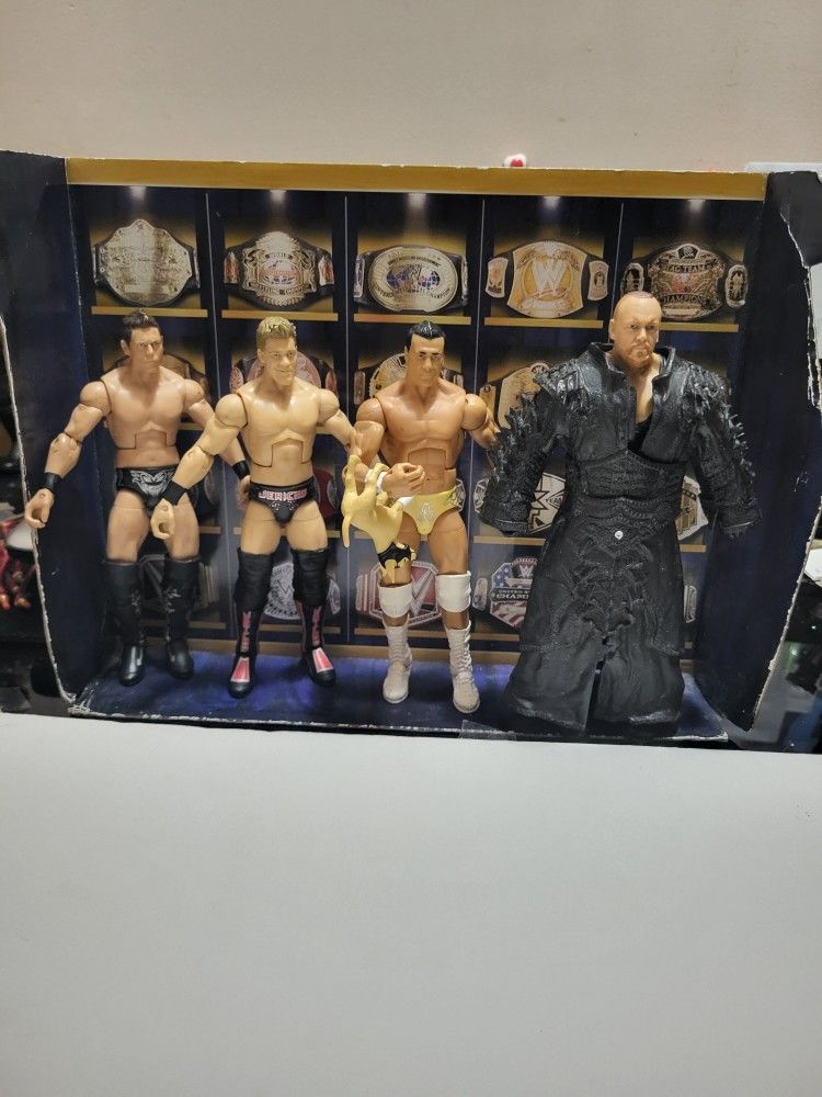 WWE ELITE FIGURES
