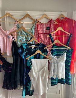 Vintage/Y2k Women’s Clothing