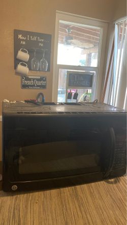 GE Adora microwave space saver