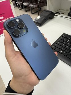 iPhone 15 pro 128gb