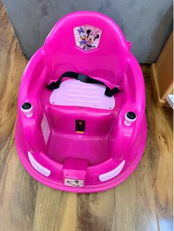 Minnie Mouse go cart