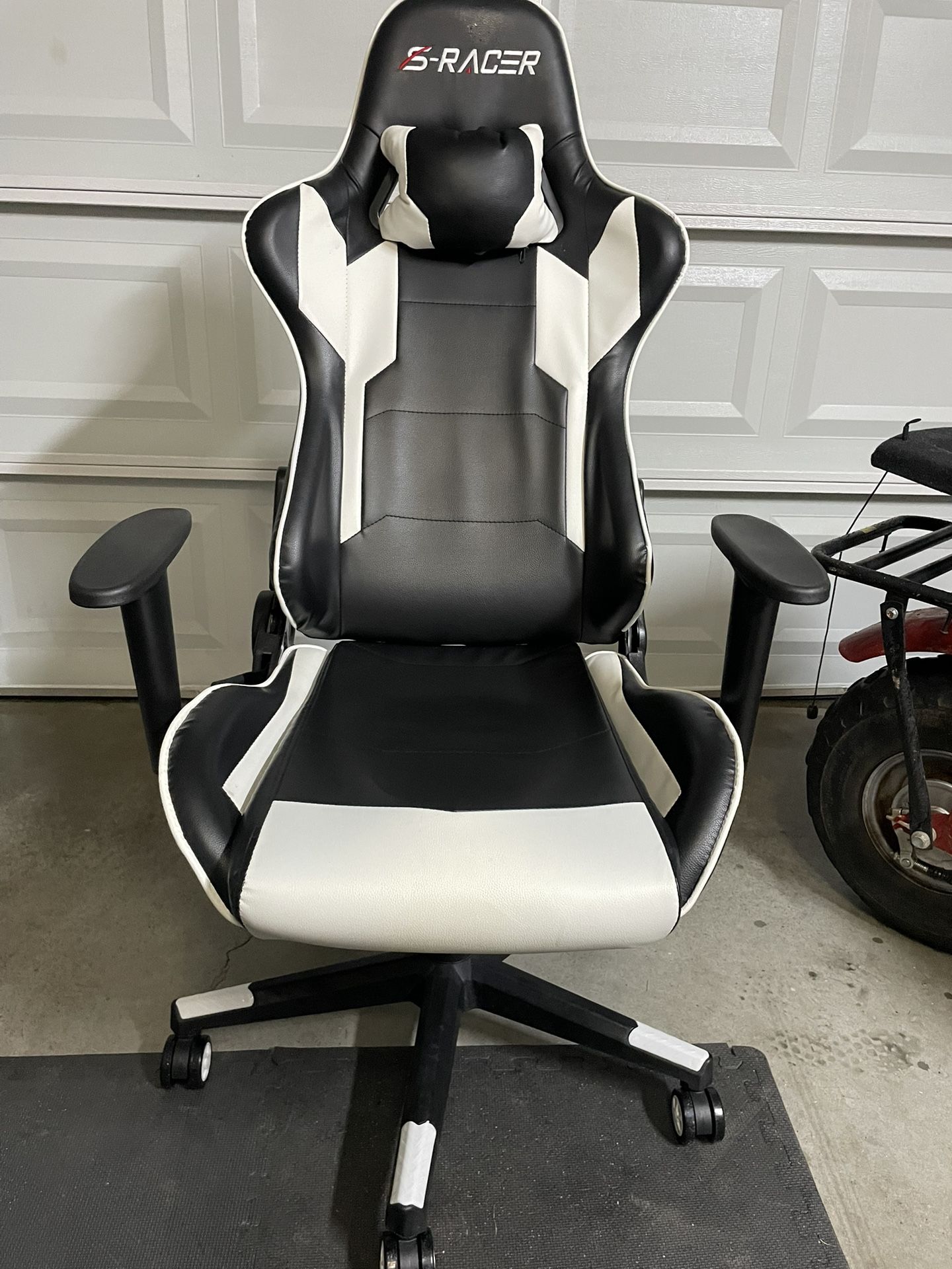 S-Racer Gaming Chair