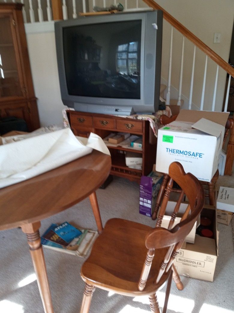 Toshiba 38 https://offerup.com/redirect/?o=aW4uVFY=