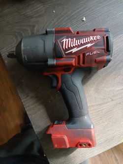 Milwaukee 1/2 in drive fuel brushless with sleeve