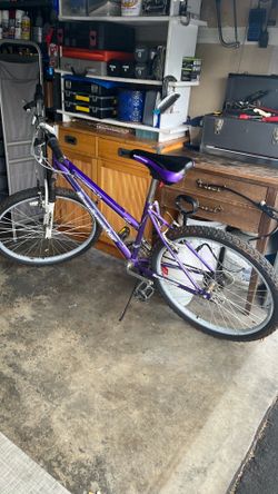 Women’s 26” 18 Speed Mountain Bike