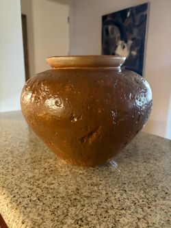 Ceramic pot