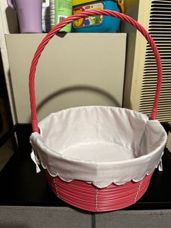 Baby shower baskets