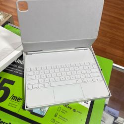 iPad Pro Magic Keyboard White 