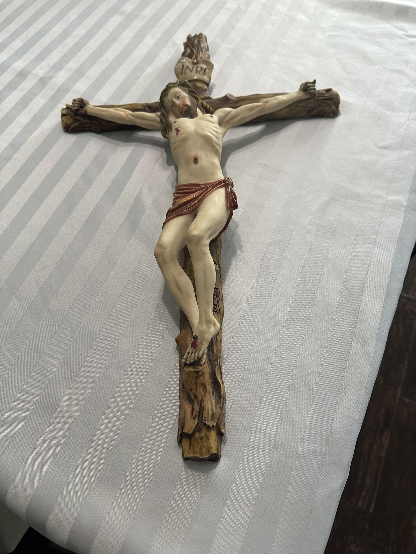 CRUCIFICO