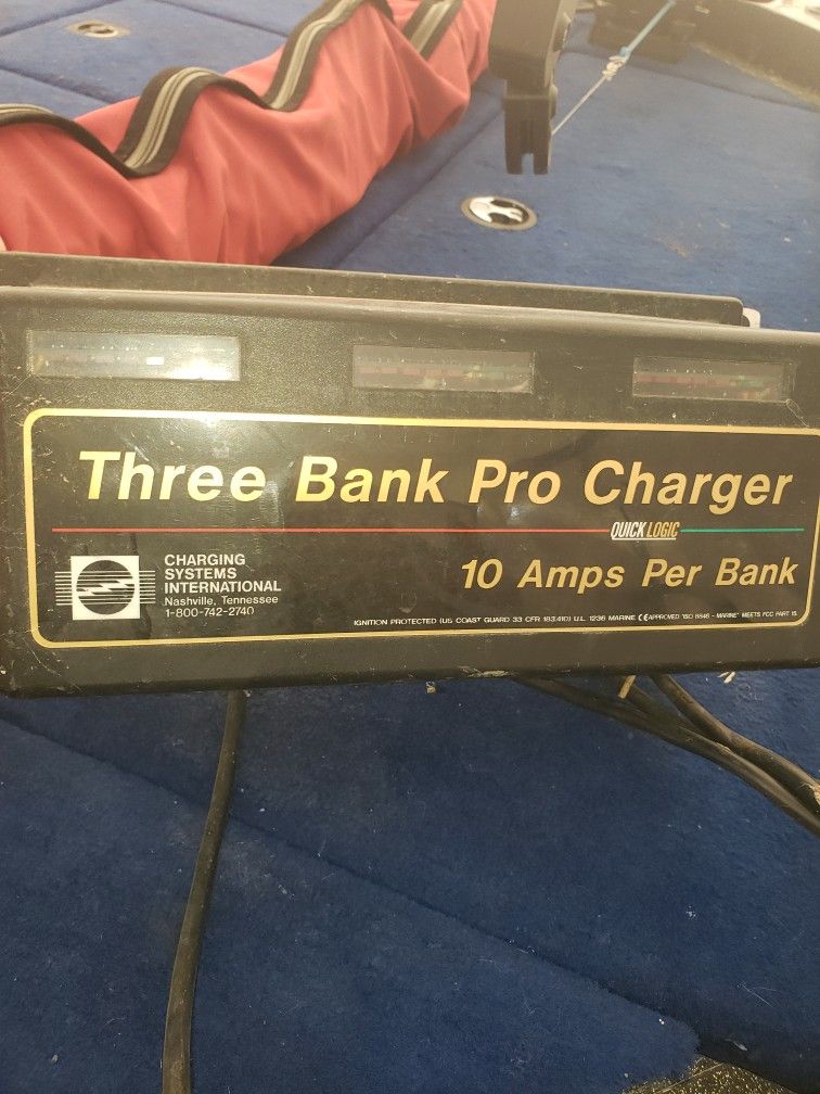 On-board Boat Battery Charger